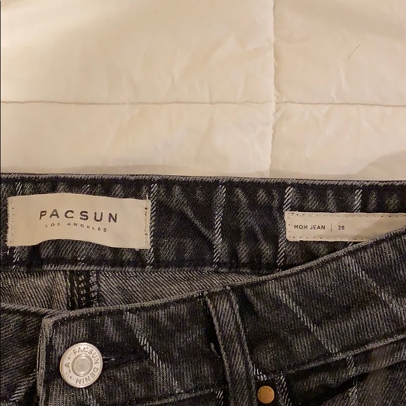 Pacsun Mom Jeans - Picture 3 of 4